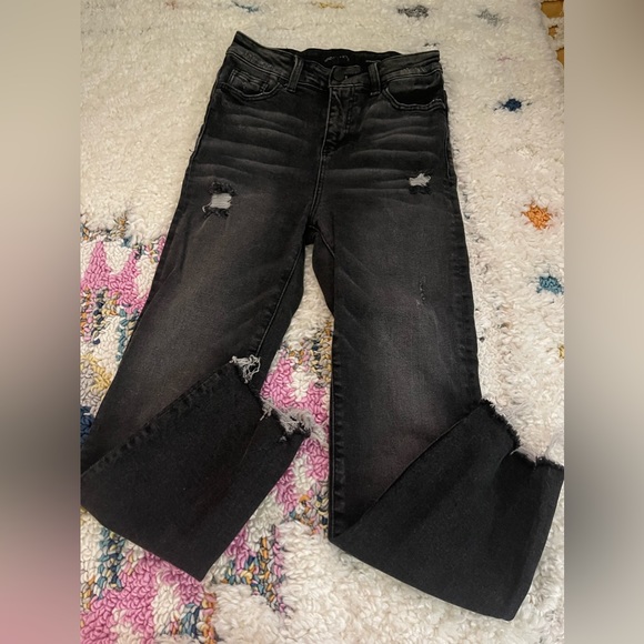 Kendall + Kylie jeans, size 26. Tight/ stretchy - Picture 1 of 3